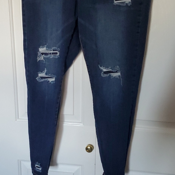 Wax Jean Distressed/Ripped Skinny Jeans - Picture 2 of 4